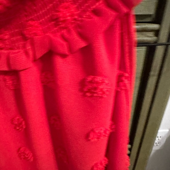 NWOT red top - Picture 4 of 9